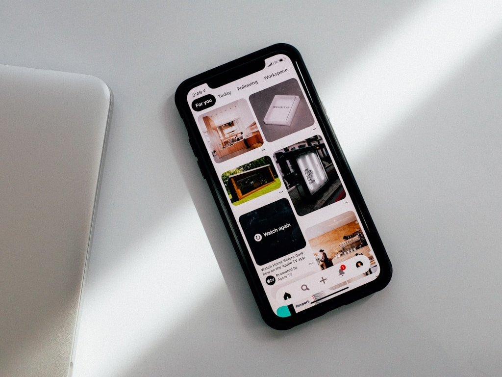 MagSafe Wireless Charger